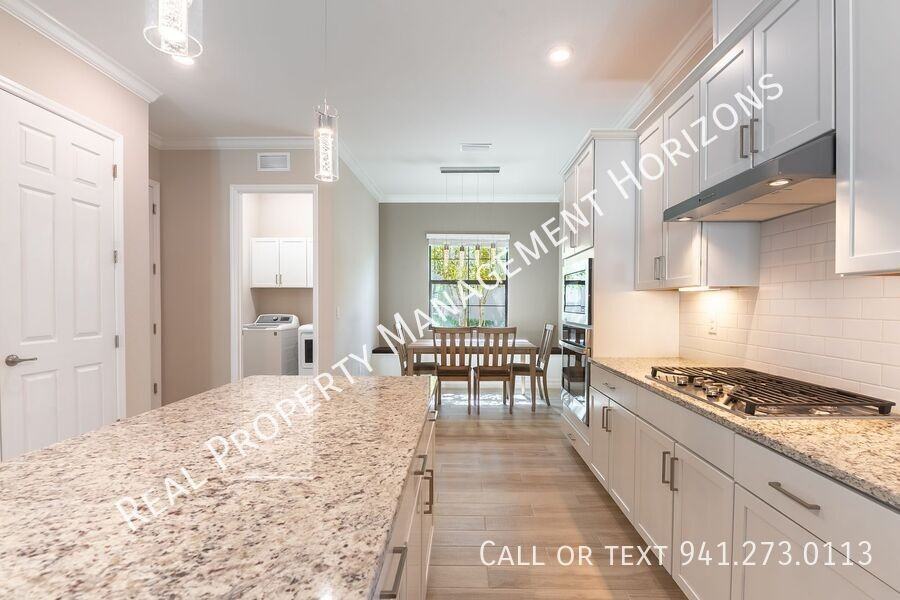7036 Highgate Ln - Photo 6 of 27
