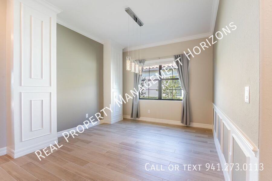 7036 Highgate Ln - Photo 7 of 27