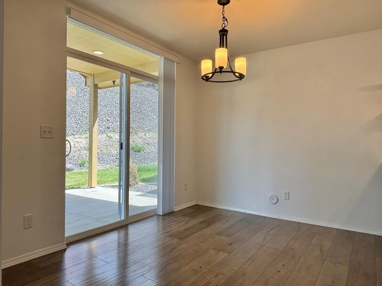 8316 N James Ct - Photo 4 of 18