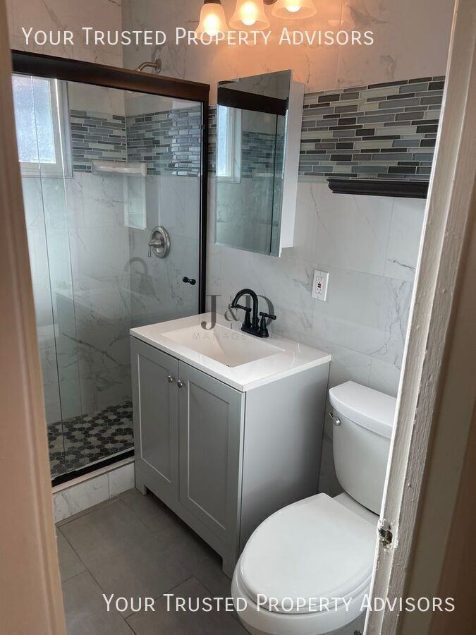 4915 Coconino Way - Photo 5 of 12