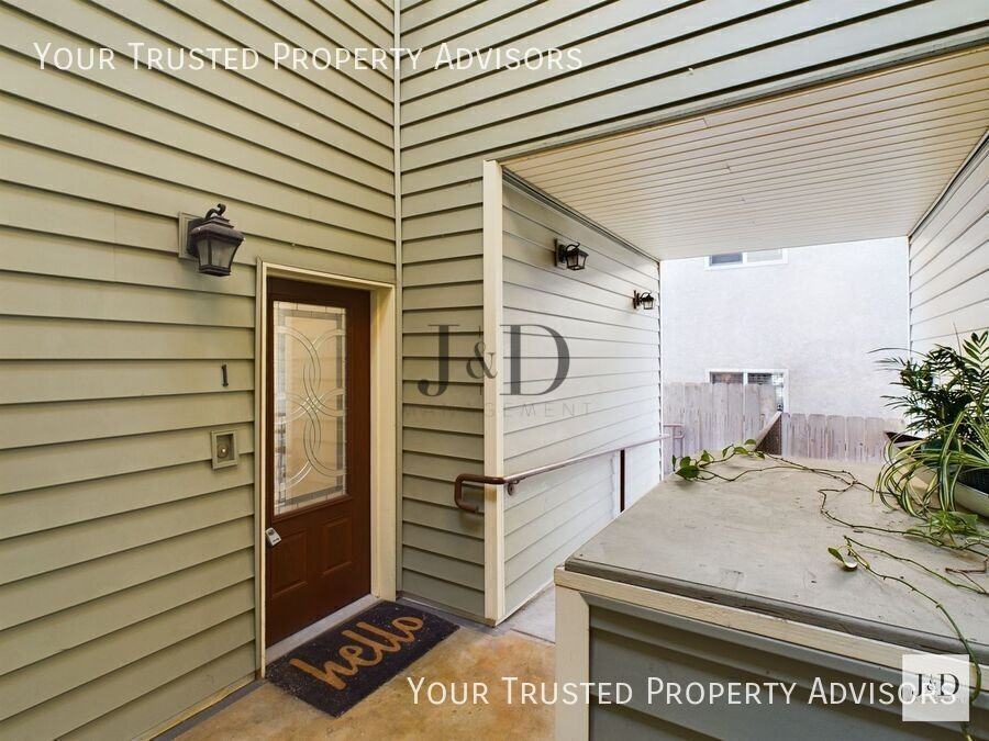 3036 Oliphant St #1 - Photo 2 of 26