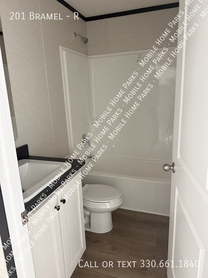 201 Bramel Dr #R - Photo 3 of 8