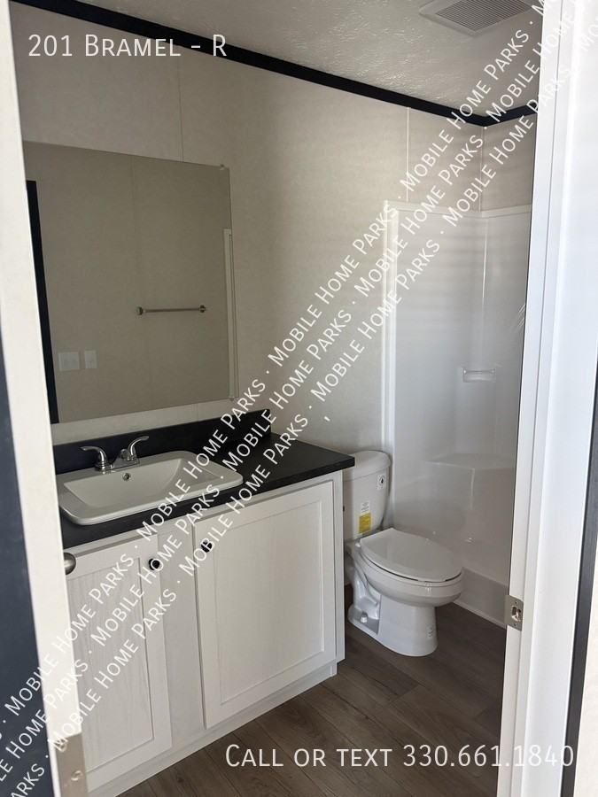 201 Bramel Dr #R - Photo 6 of 8