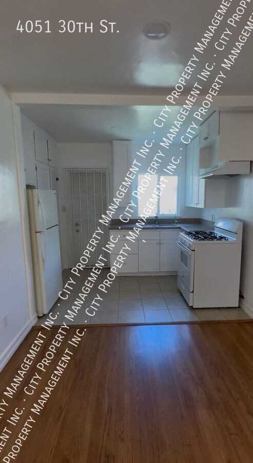 4051 30th St - Photo 3 of 6
