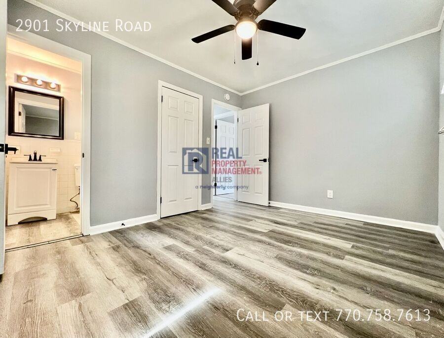 2901 Skyline Rd - Photo 4 of 10