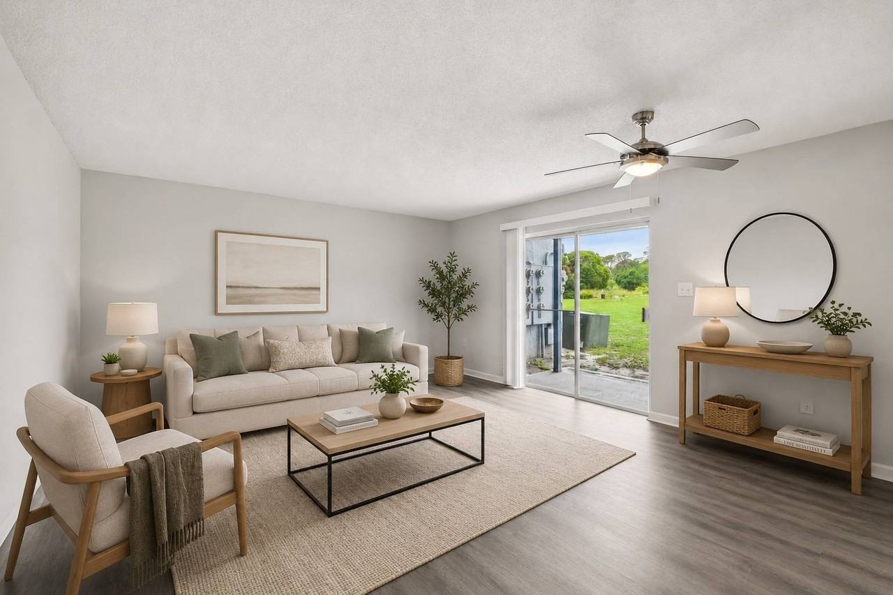 Roselea Manor Apartments - Photo 2 of 16