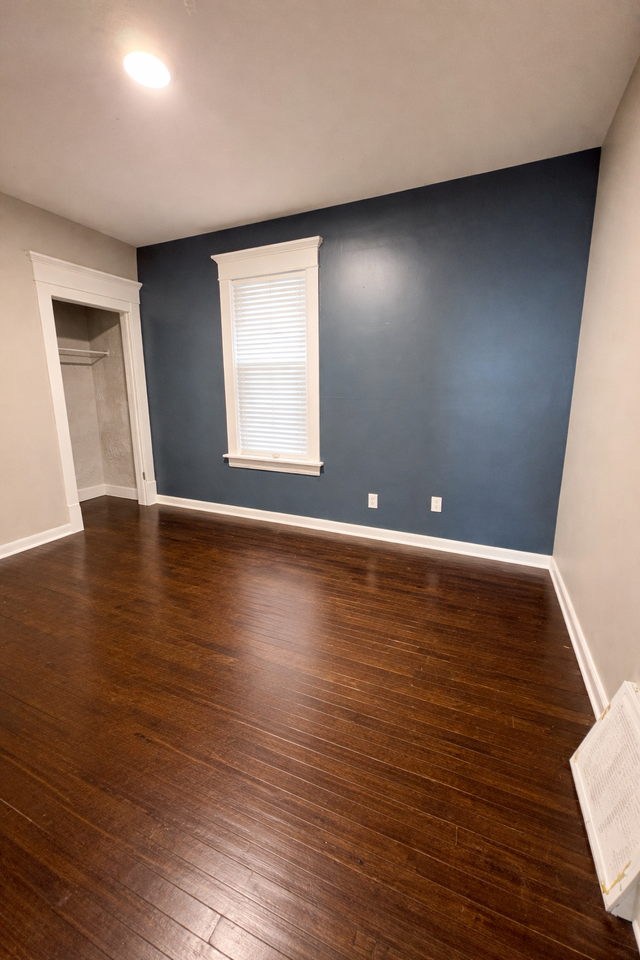3027 N 25th St - Photo 5 of 6
