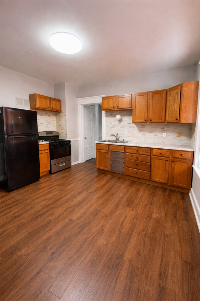 3027 N 25th St - Photo 6 of 6