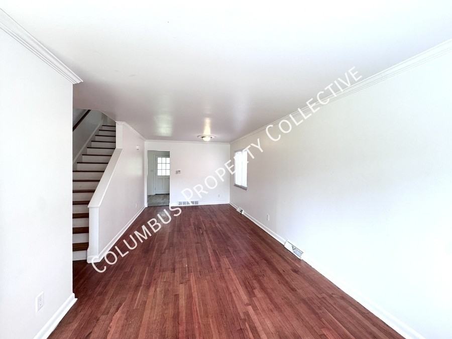 240 Broad Meadows Blvd - Photo 5 of 25