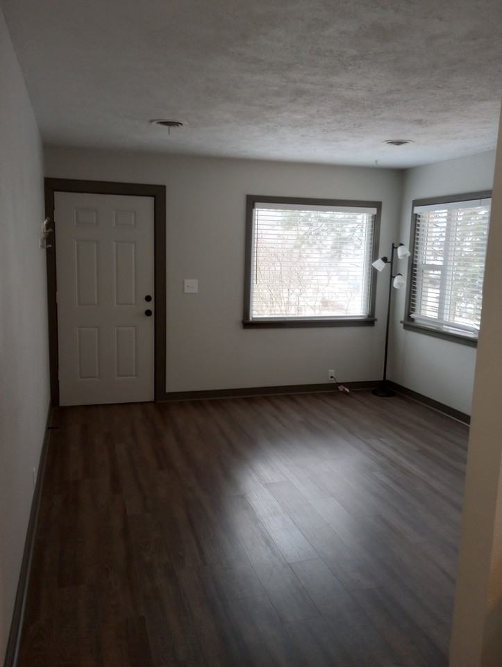 505 Western Ave #B - Photo 2 of 16