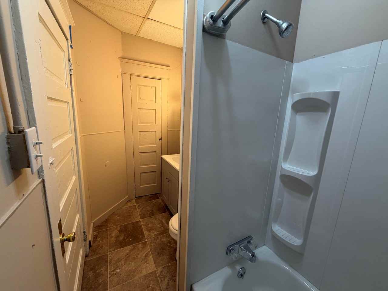 107 E Davis St Apt 2 - Photo 4 of 11
