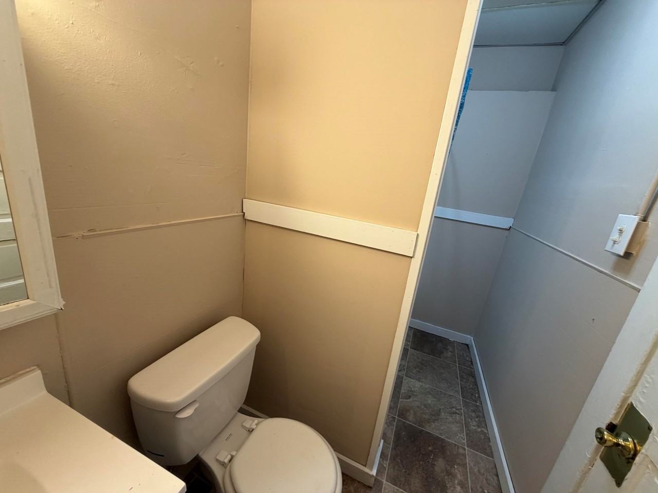 107 E Davis St Apt 2 - Photo 5 of 11