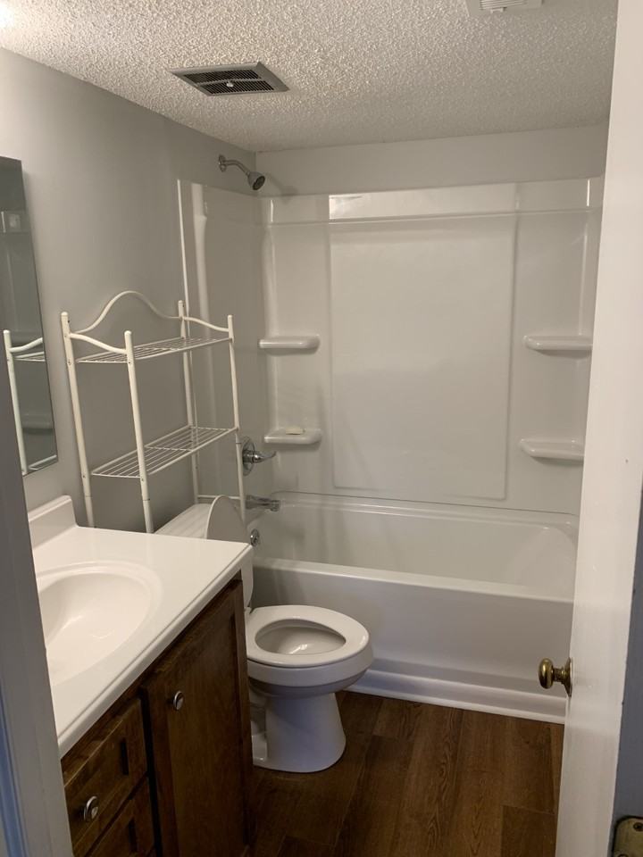 1600 Park Cir #817 - Photo 4 of 13