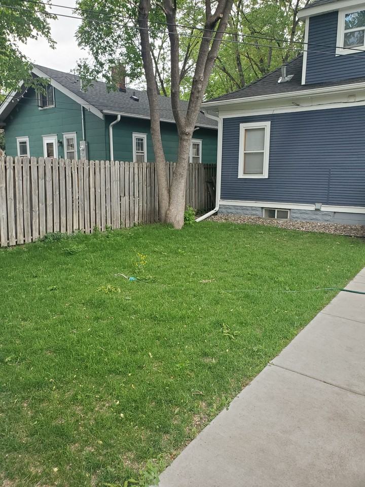 3112 40th Ave S - Photo 4 of 36