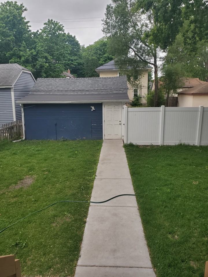 3112 40th Ave S - Photo 5 of 36