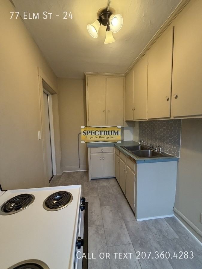 77 Elm St #24 - Photo 3 of 9