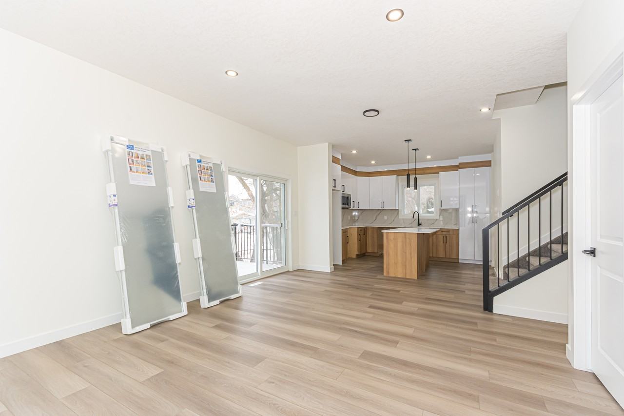 15109 96 Ave Nw #15109MAIN - Photo 3 of 30