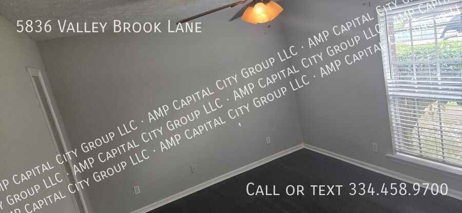 5836 Valley Brook Ln - Photo 4 of 9