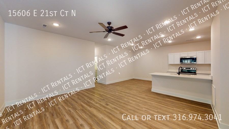 15606 E 21st Ct N - Photo 4 of 29