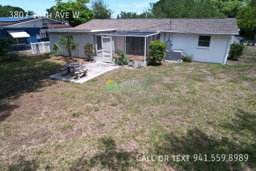 3807 16th Ave W - Photo 3 of 23