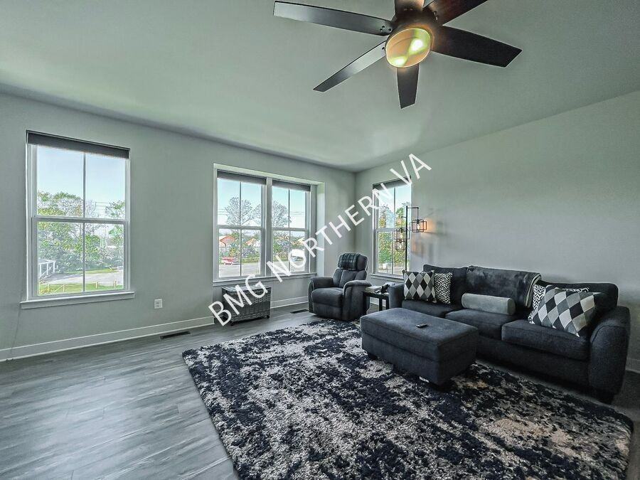 7731 Blackburn Ridge Dr - Photo 3 of 35