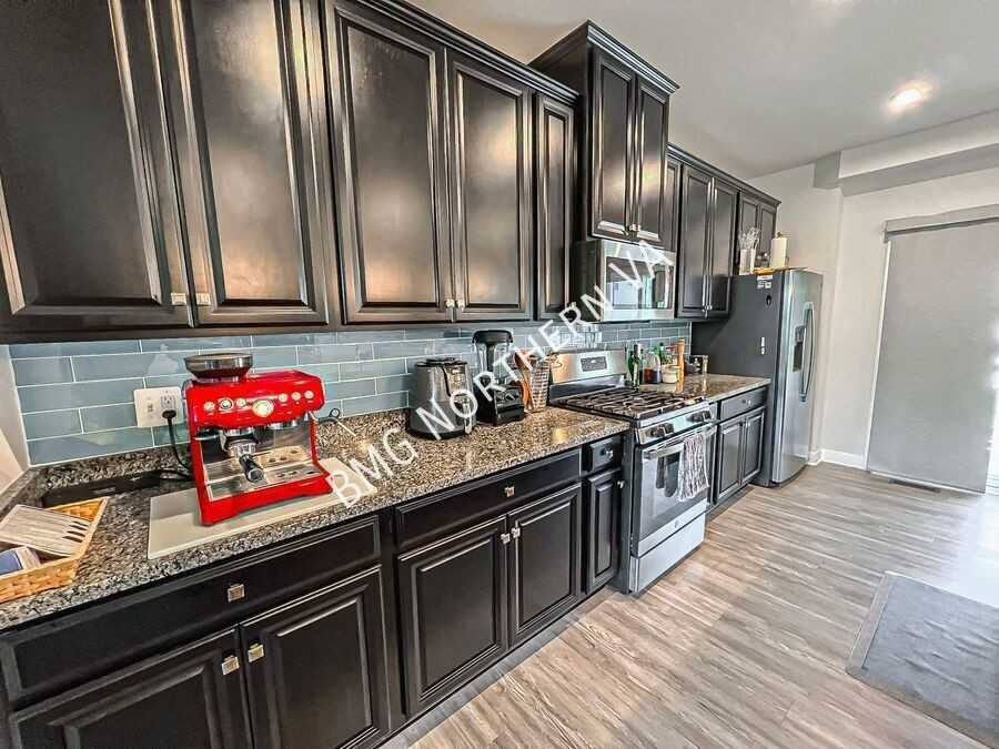 7731 Blackburn Ridge Dr - Photo 7 of 35
