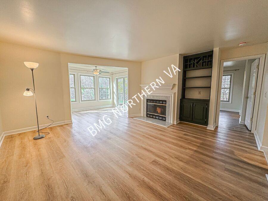 12005 Ridge Knoll Dr #10 - Photo 3 of 42