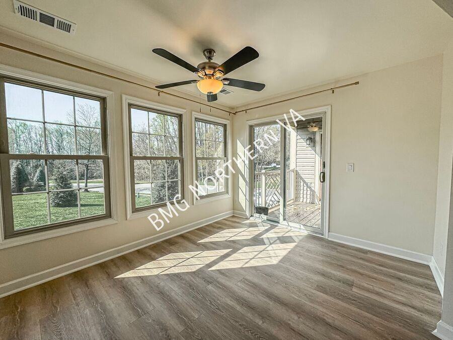 12005 Ridge Knoll Dr #10 - Photo 7 of 42