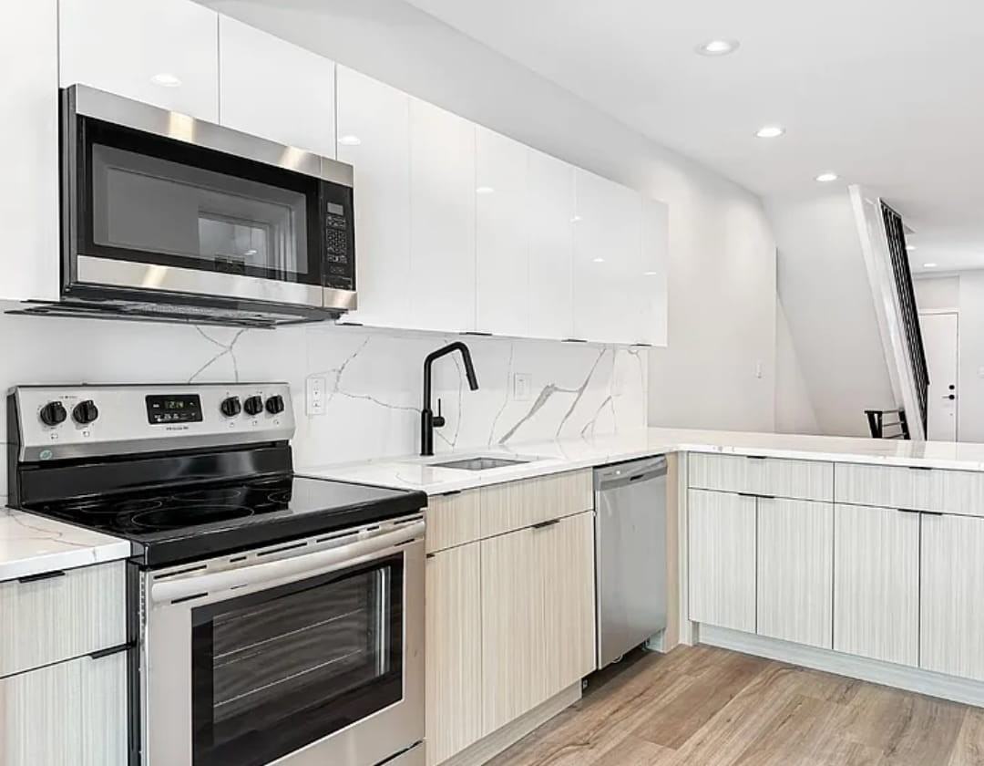 2629 S Hicks St - Photo 5 of 19