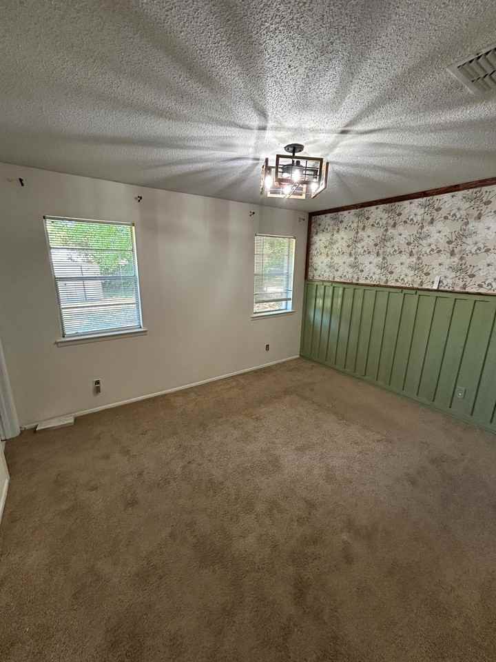 728 Amity Ln - Photo 7 of 19