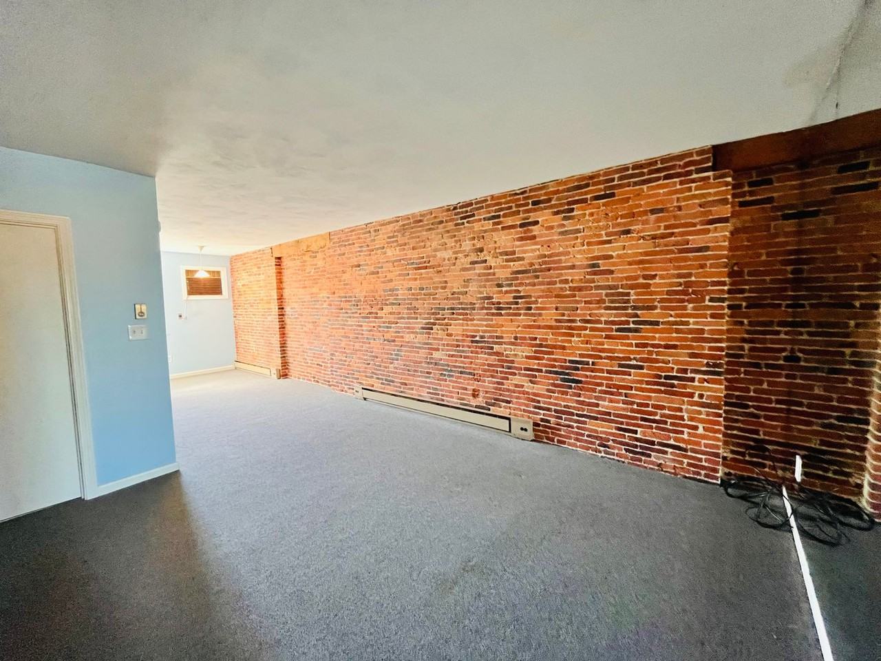 136 State St #2 - Photo 4 of 10