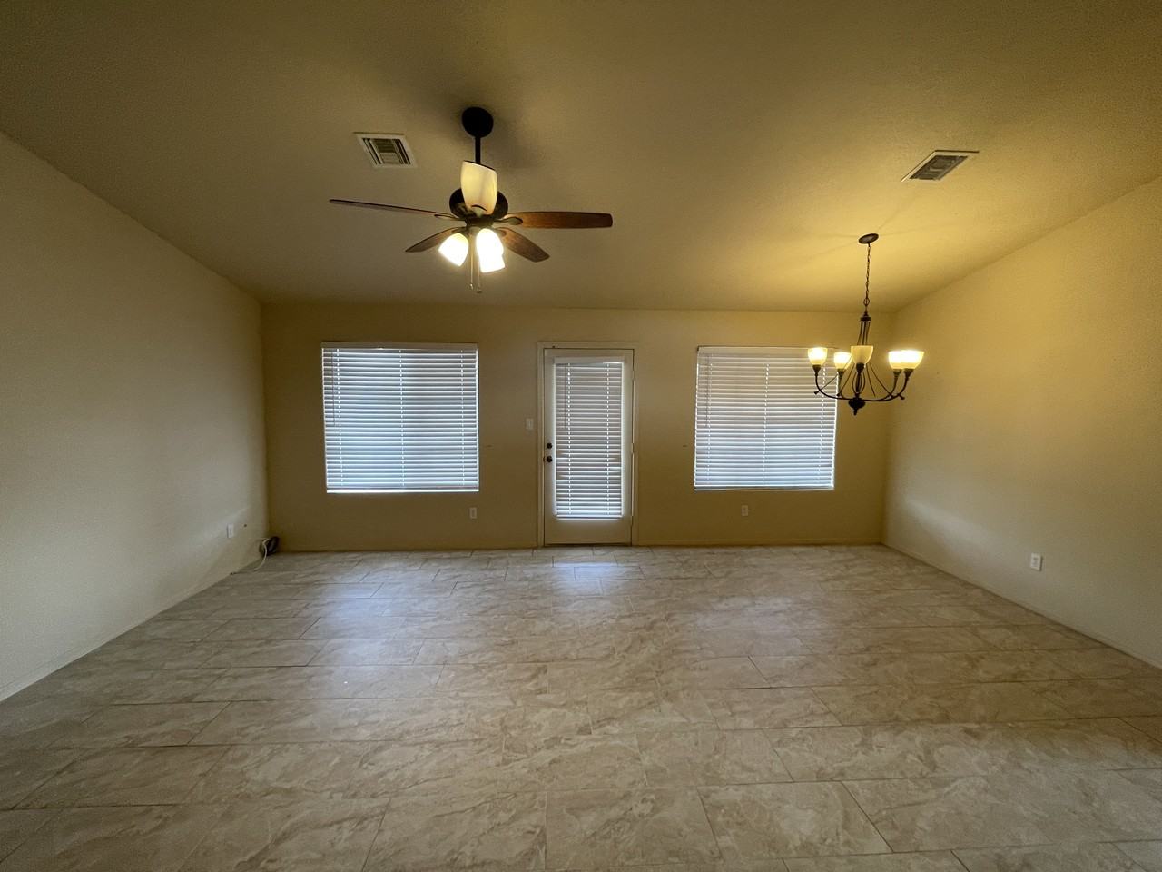 2181 S 37th Ave - Photo 2 of 12