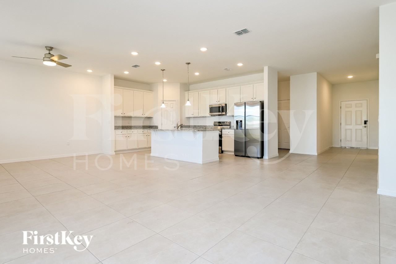 1260 Spokane Pt - Photo 6 of 20