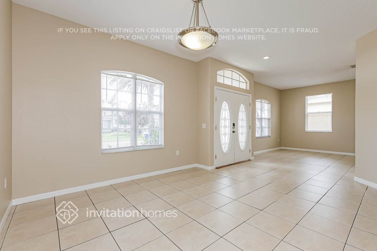 608 Terranova Dr - Photo 4 of 17
