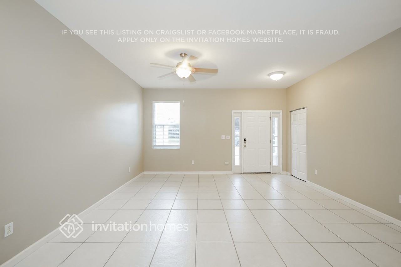 22447 Kingsley Ln - Photo 5 of 17