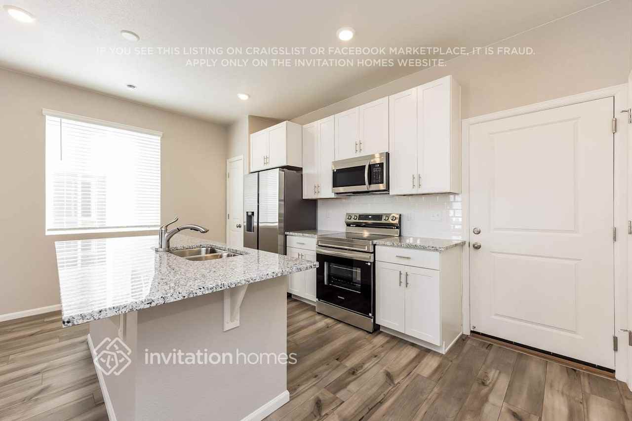 9275 Oro City Loop - Photo 7 of 18