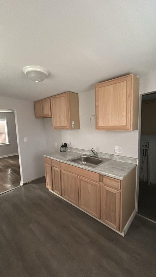 1720 Nelle St - Photo 6 of 8