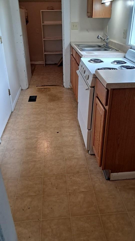 527 N 17th St - Photo 6 of 9