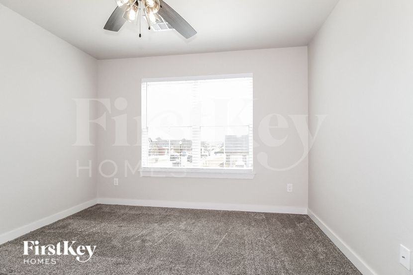 11245 Sw 30th St - Photo 6 of 15