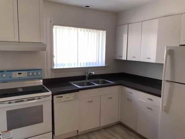 243 Ridge Ave - Photo 2 of 4