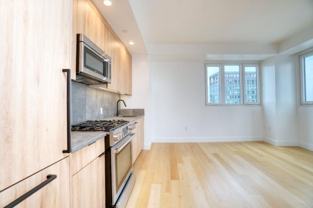 2416 Queens Plz S - Photo 1 of 1