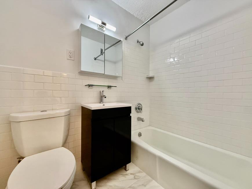 825 Boynton Ave - Photo 7 of 7