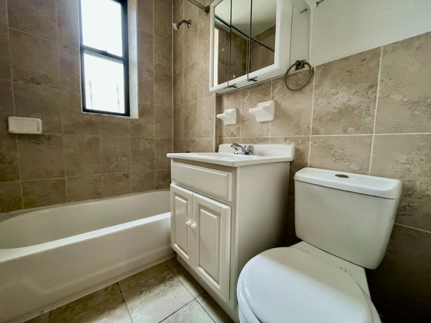585 W 204th St - Photo 5 of 7