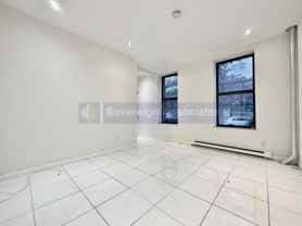 320 Manhattan Ave - Photo 1 of 1