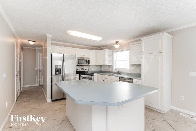 200 Heather Glen Ln - Photo 6 of 15