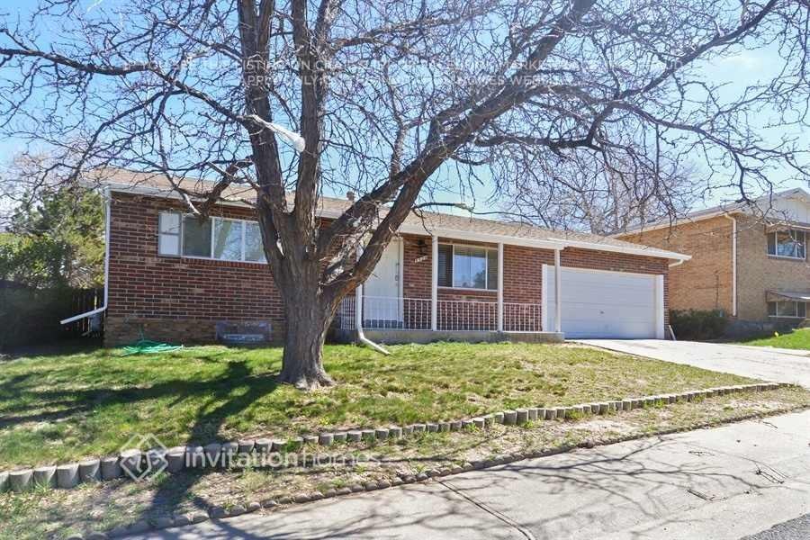 5524 Elkhart St - Photo 2 of 21