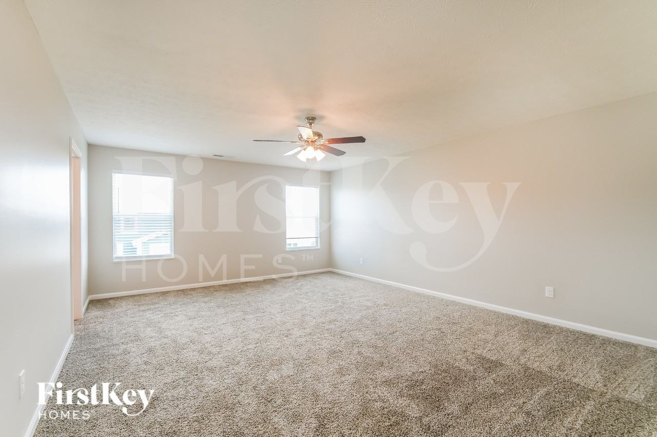 1364 W Wyndstone Way - Photo 7 of 15