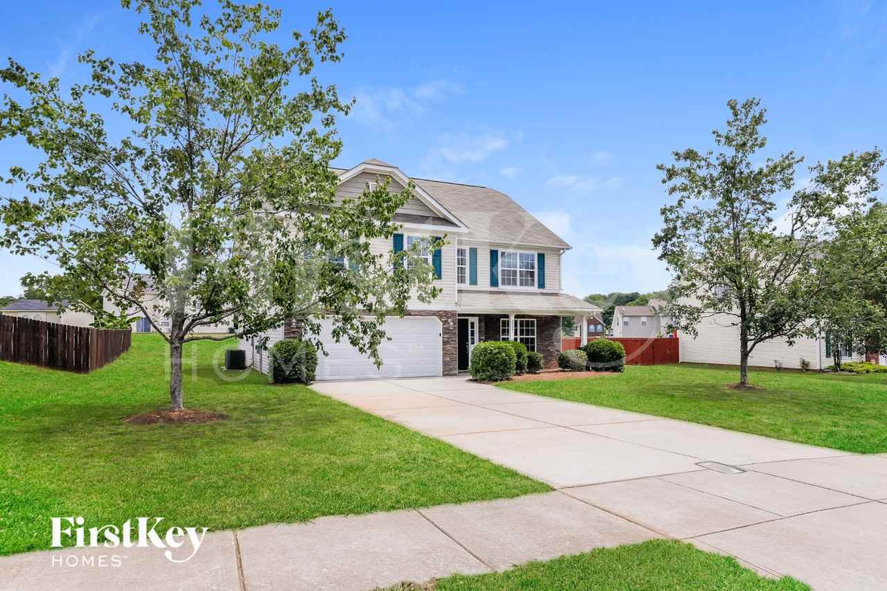 2922 Blueberry Dr - Photo 3 of 16