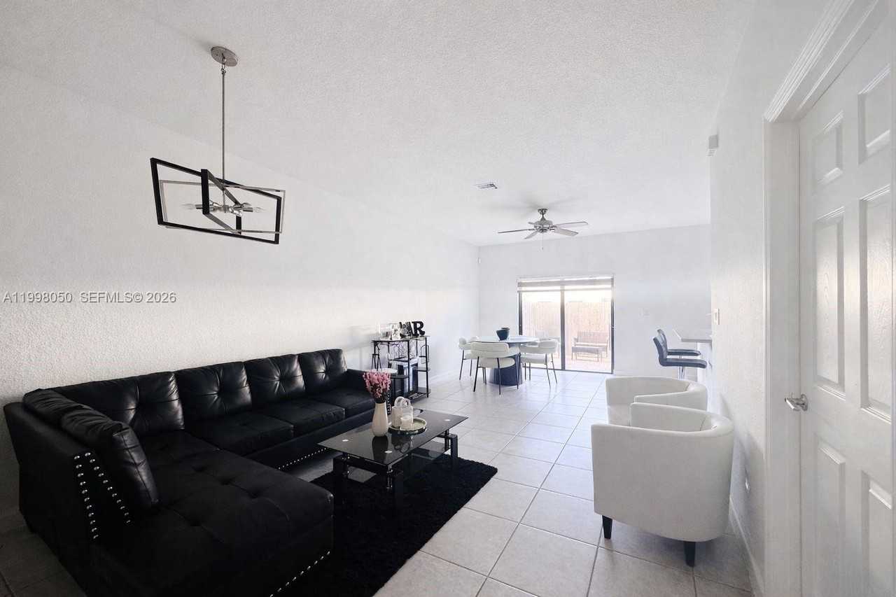 12767 Sw 230th St - Photo 2 of 8