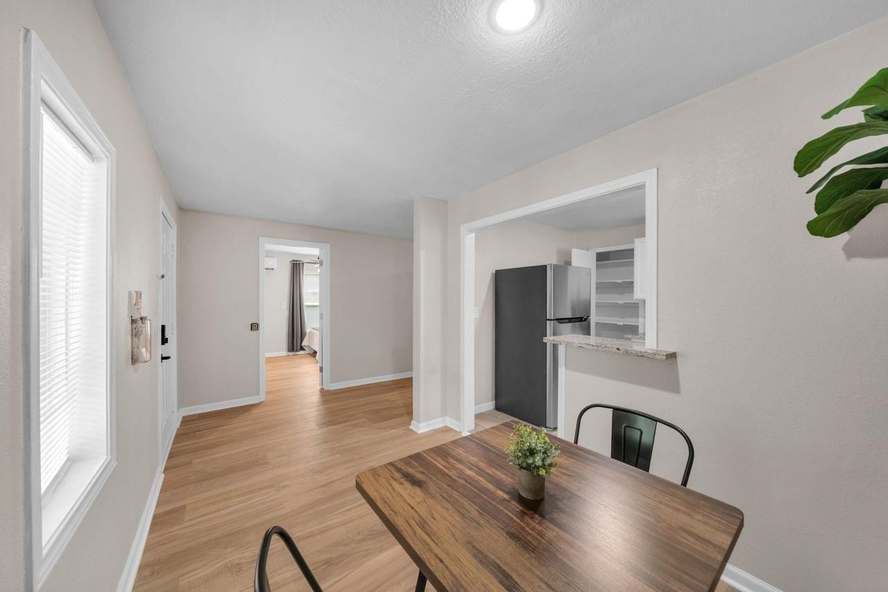 Marnie Ln - Photo 5 of 8